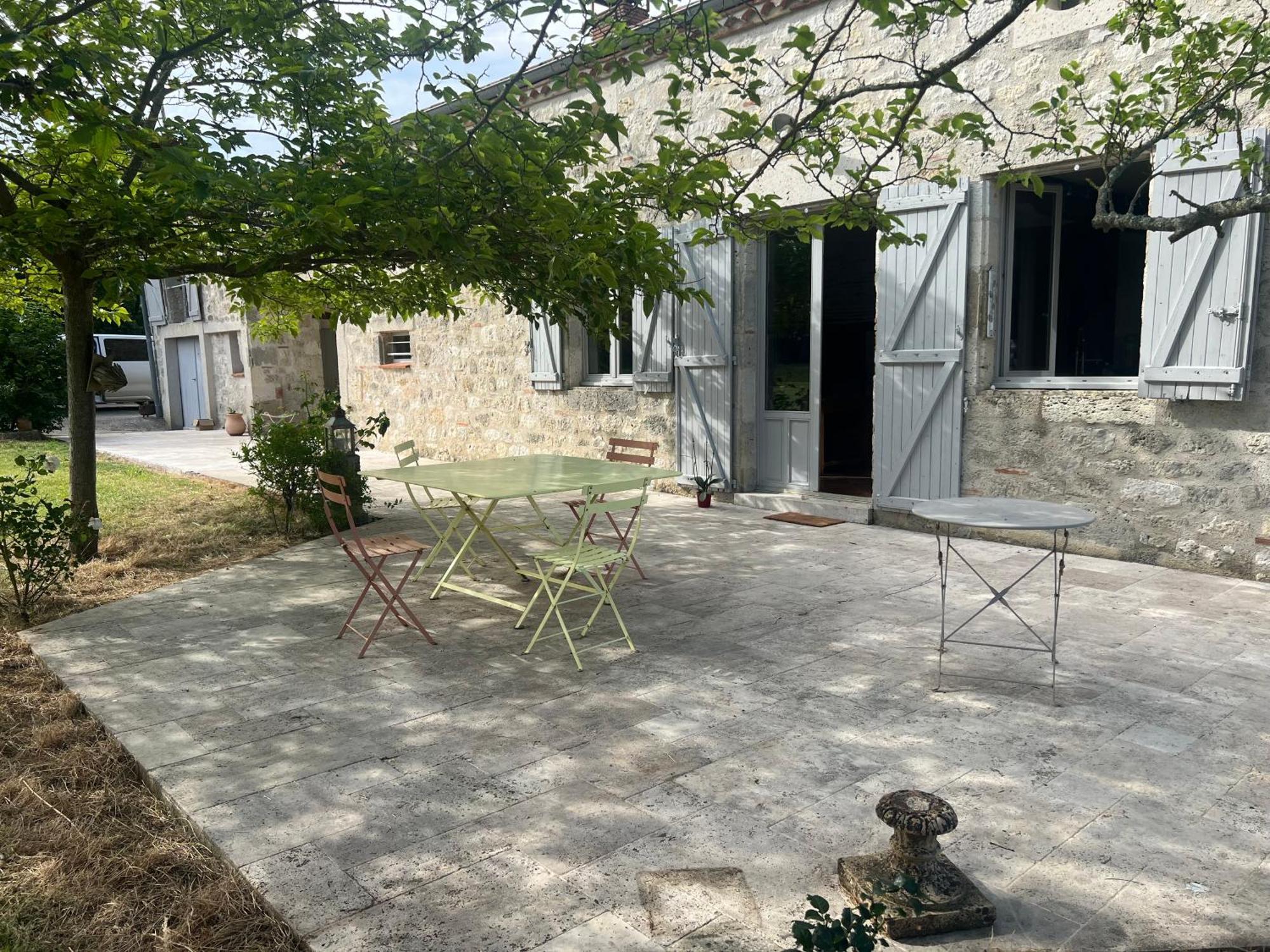 Villa 5 *